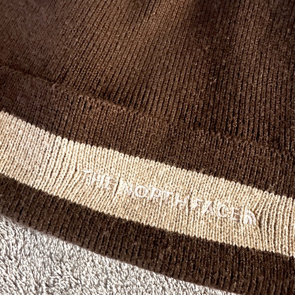 The North Face beanie. Brown. One size fits most - Picture 2 of 4